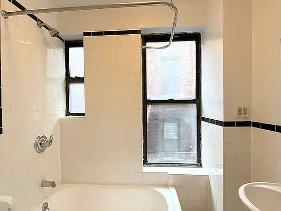 2nd image of 503 E 73rd St APT 4C