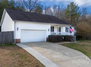 86 5th St, York, SC 29745