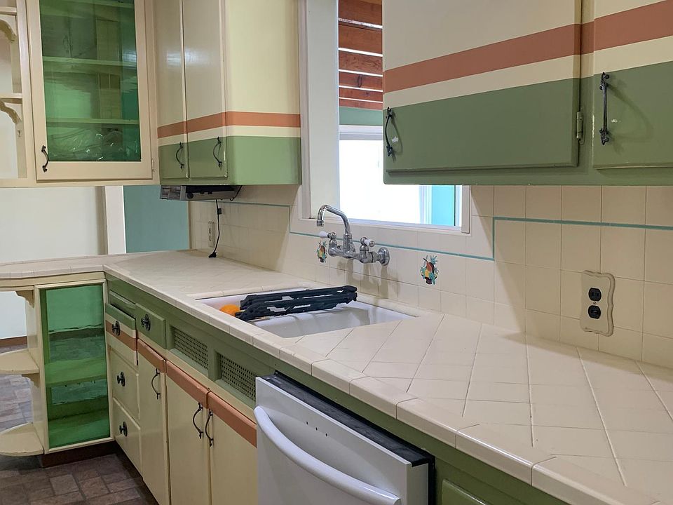 1st image of 1118 N Mar Les Dr