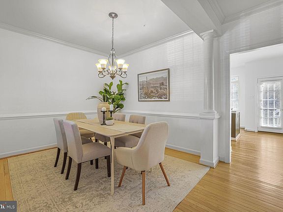 5th image of 13726 Lambertina Pl