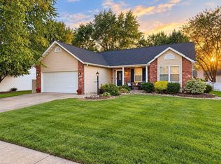 2507 Hunters Pointe Blvd, Edwardsville, IL 62025