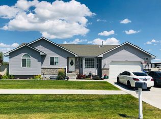 3812 N Flaming Rock Rd, Idaho Falls, ID 83401