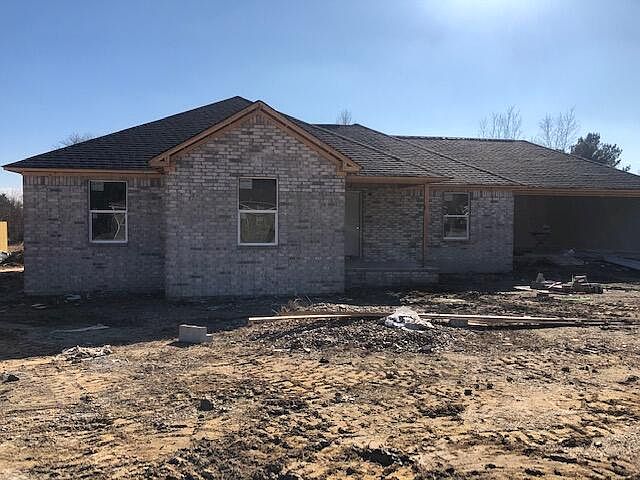 1st image of 14 Fox Creek Ct