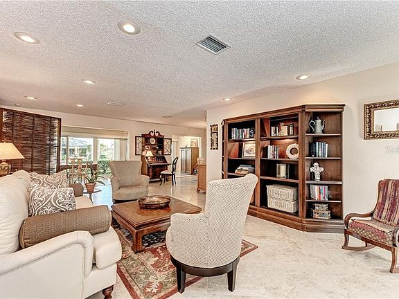 3rd image of 6916 W Country Club Dr N