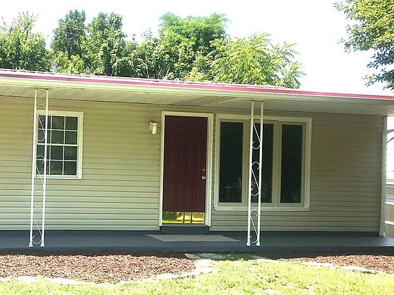 3rd image of 2739 Sunrise Ave