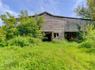 435 Ray Rd, Sharps Chapel, TN 37866