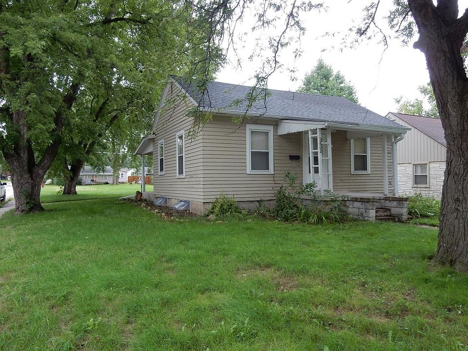 1802 Lincoln St Beatrice NE 68310 Zillow