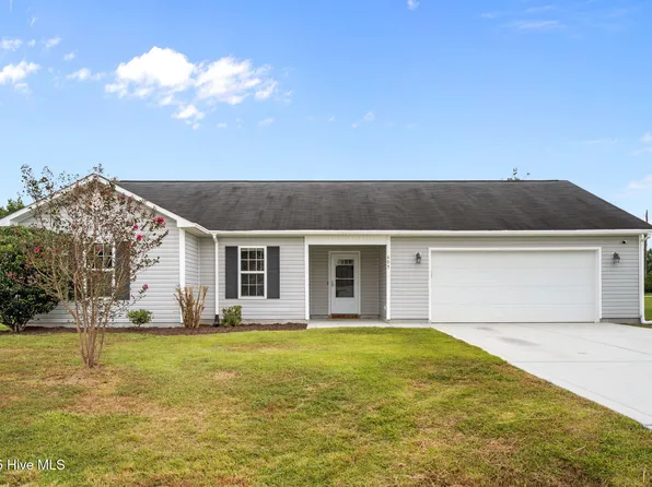 605 Denim Drive, Richlands, NC 28574