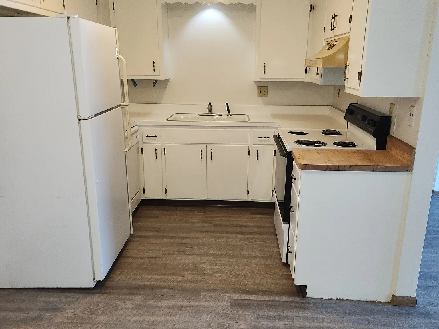 2 bed, 650 sqft, $1,200 — Photo 3
