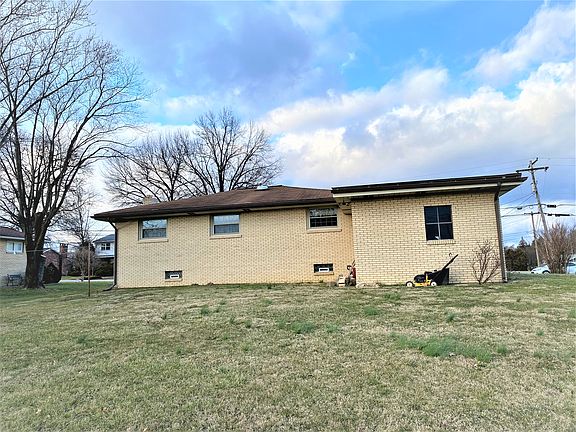 2nd image of 1325 Trent Dr