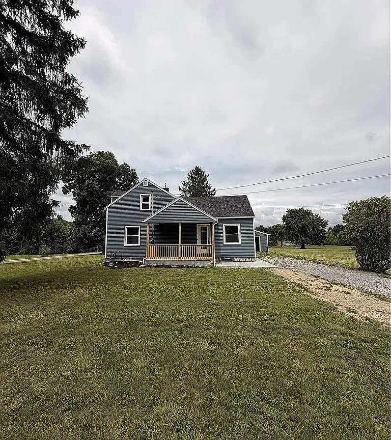 4 bed, 1792 sqft, $2,860 — Photo 3