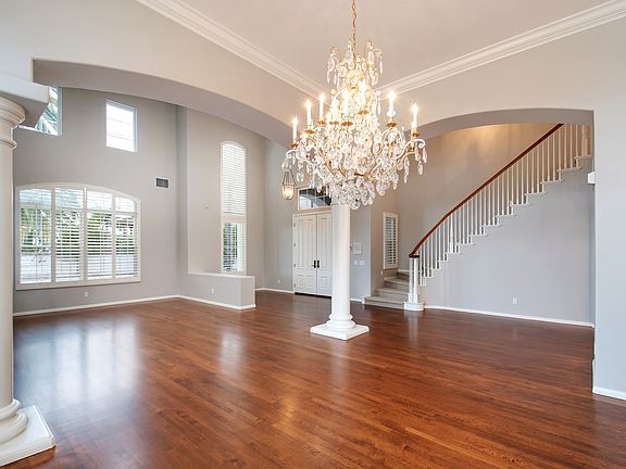 5th image of 11270 Montaubon Way