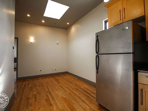 3rd image of 1248 Dekalb Ave APT 3R