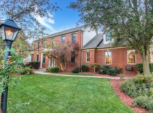 8717 Springflower Dr NW, Pickerington, OH 43147