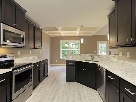 5th image of 1122 Hillside Ln Lot 22