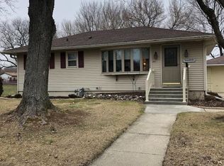 1010 W Cramer St, Fort Atkinson, WI 53538