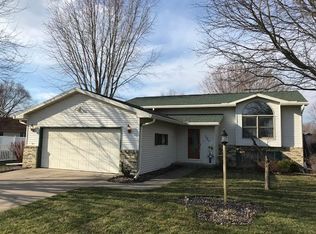 1040 Kristina Ct, West Salem, WI 54669