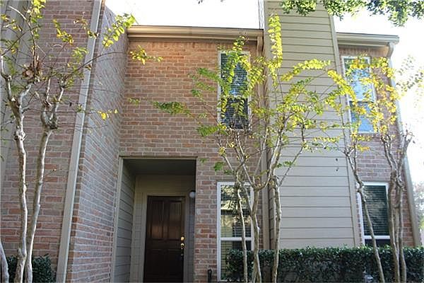 1st image of 935 Memorial Village Dr #15