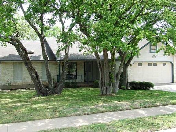 2nd image of 308 Twin Oak Trl