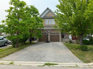 3285 Paul Henderson Dr, Mississauga, ON L5M0H5
