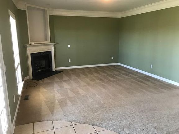 3rd image of 161 Maupin Cir