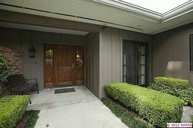 1st image of 2121 E 60th Pl #3-K