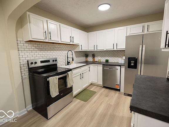 4th image of 2514 S 23rd St