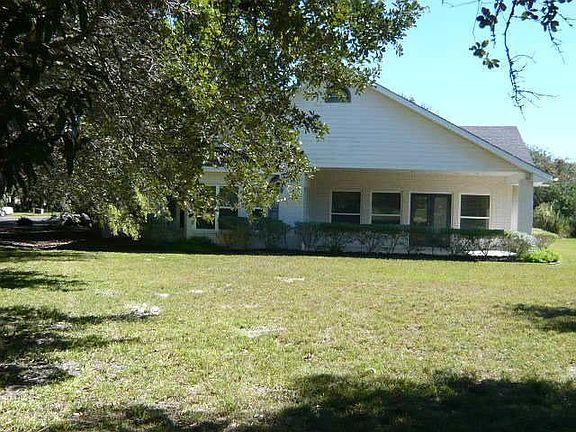 4th image of 206 Highlands St