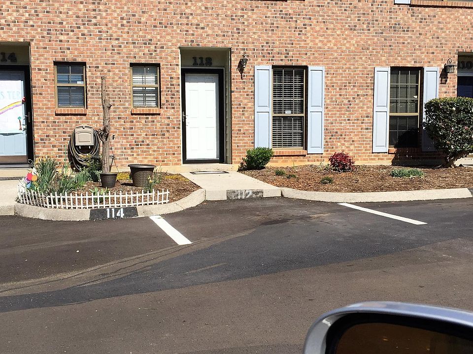 Exterior Townhouse