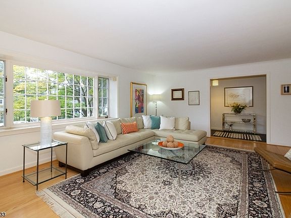 5th image of 85 Park Ave