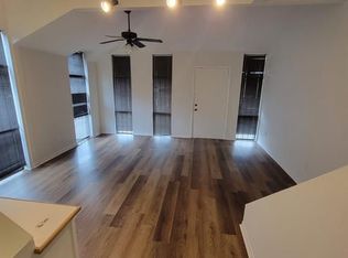 518 Hawthorne St #1, Houston, TX 77006