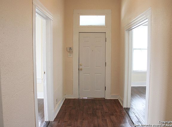 4th image of 420 N Olive St