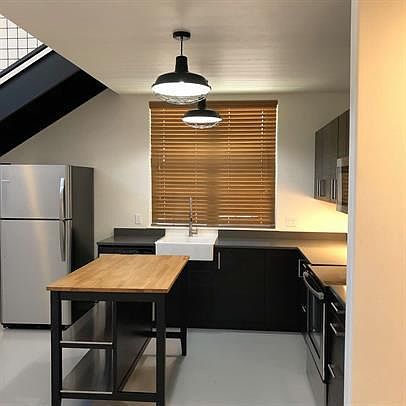 5th image of 738 W Antler Ave #1