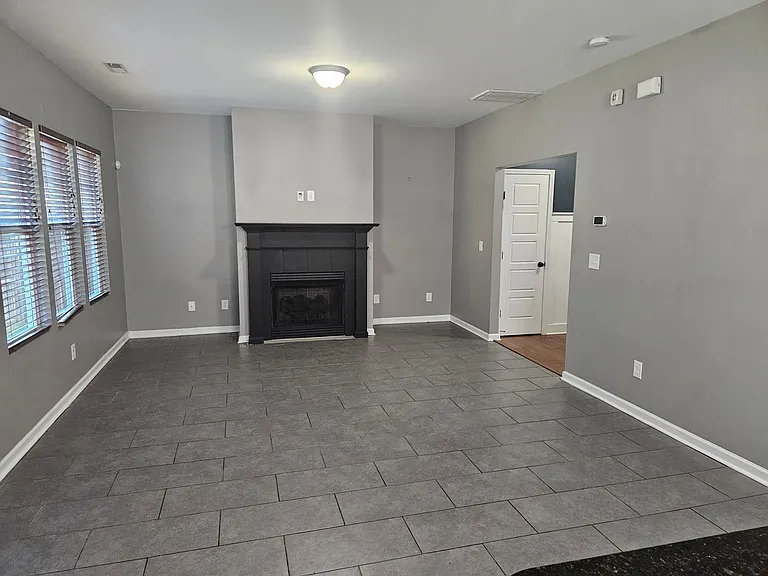 210 Long Pond Dr — Photo 7