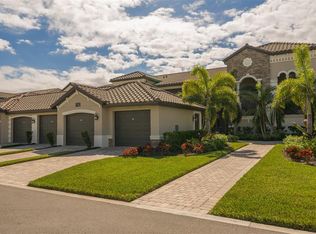 5624 Palmer Cir #203, Bradenton, FL 34211