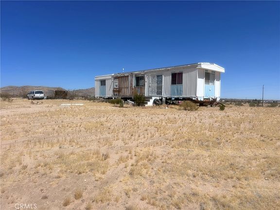 5th image of 62756 Petunia Dr