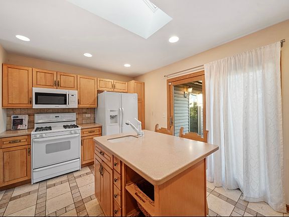 4th image of 6623 Patton Dr