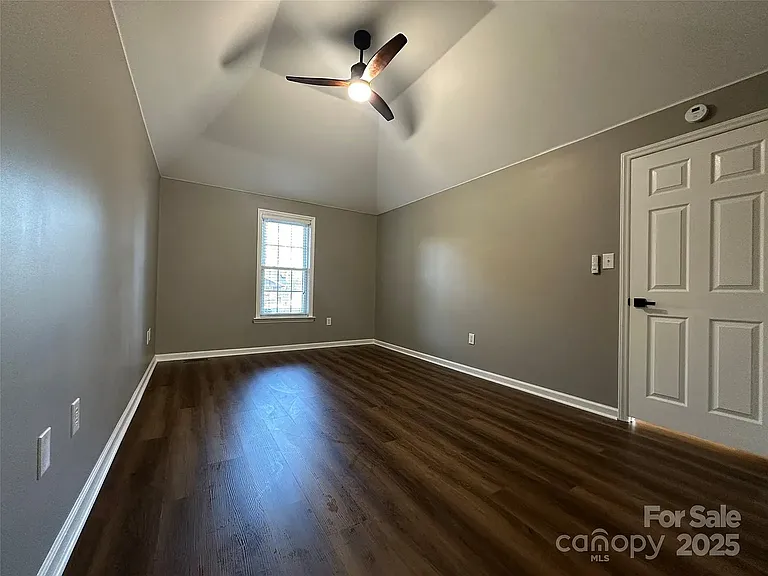 75 Eden St NW — Photo 21