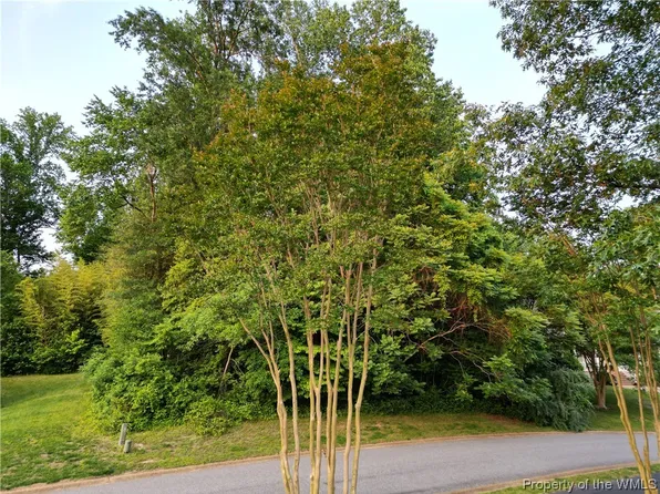 220 Westbury Hls, Williamsburg, VA 23188