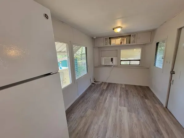 912 Half Moon Cir, Lutz, FL 33548