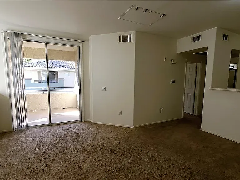 7115 S Durango Dr #201 — Photo 5