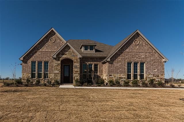 1st image of 313 Toulouse Ln