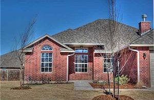 1st image of 705 E Juniper Ln