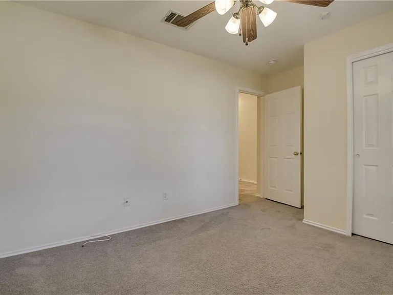 113 Spur Cv — Photo 21