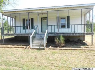 269 Terry Ln, Hazel Green, AL 35750