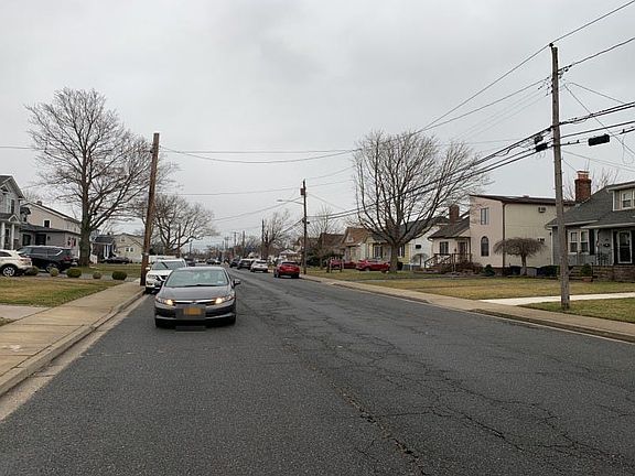 4th image of 72 W Courtland Ave