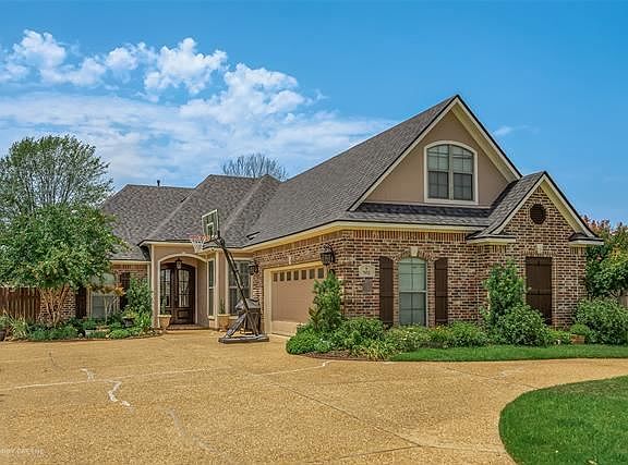 3rd image of 502 Half Moon Ln