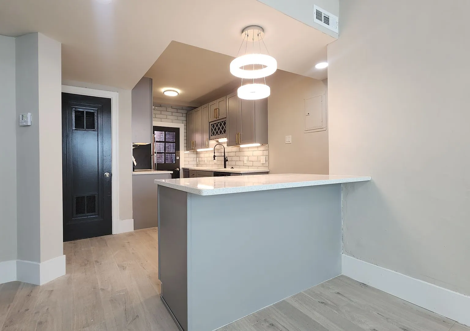 6639 Alamo Ave — Photo 1