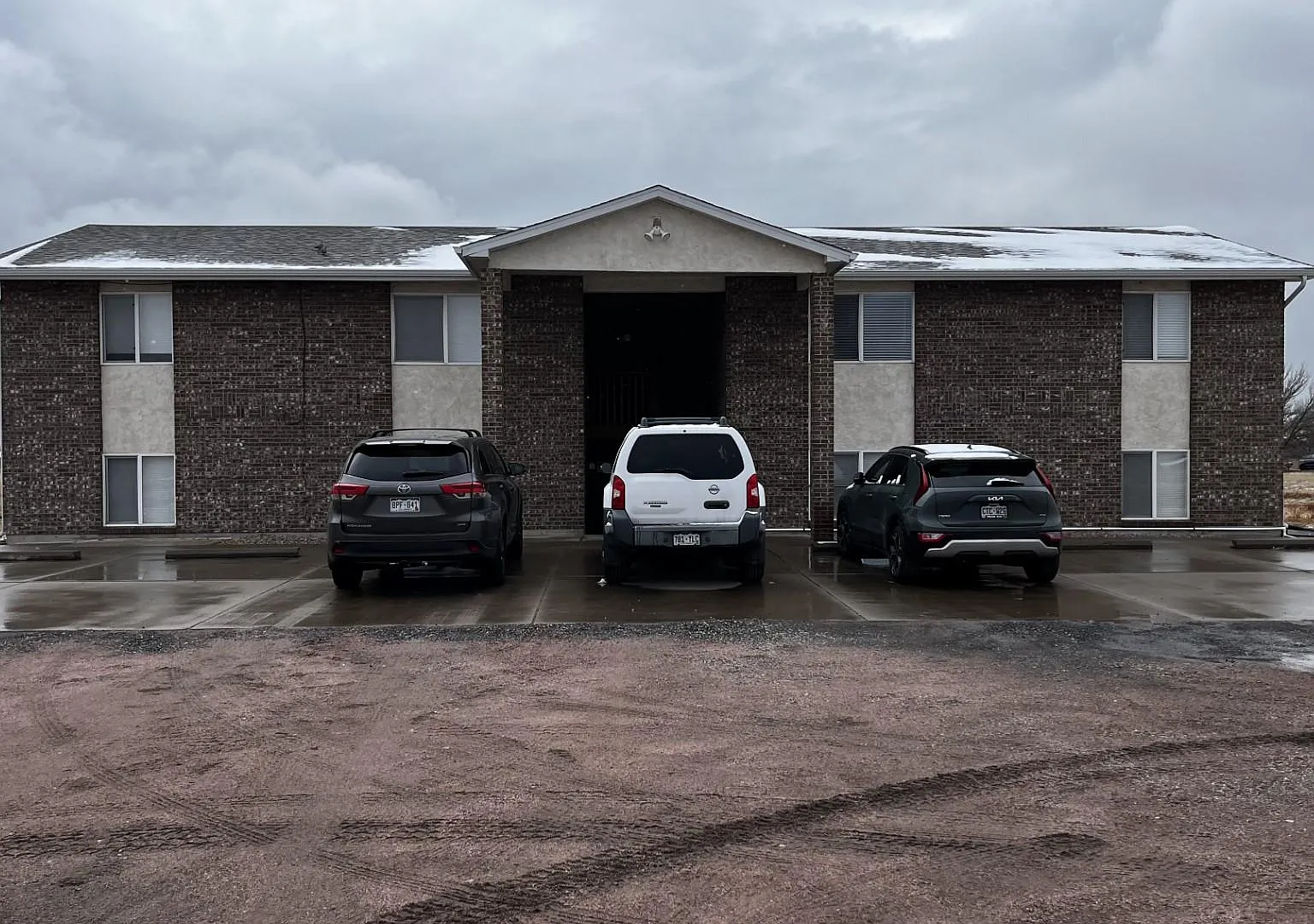 106 W Baldwyn Dr — Photo 1