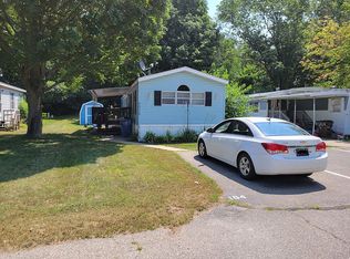 4924 Eisenhower Dr, Hudsonville, MI 49426